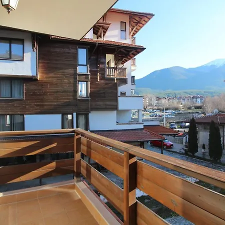 2 Bedroom Near Gondola Lägenhet