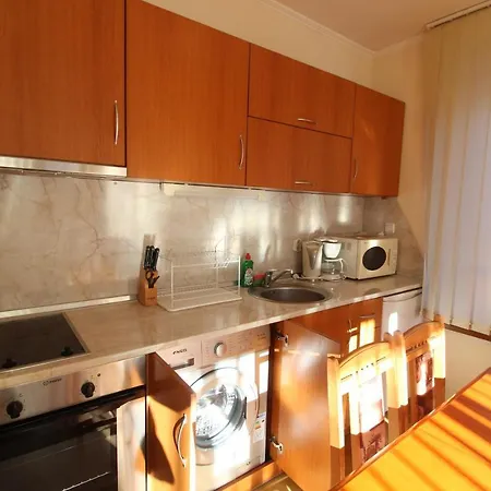 Διαμέρισμα 2 Bedroom Near Gondola *