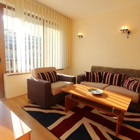 Apartment 2 Bedroom Near Gondola Bansko