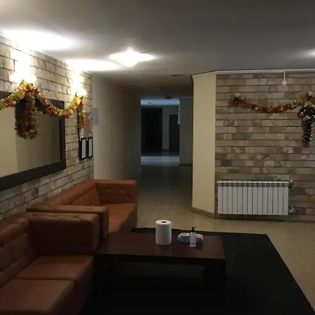 2 Bedroom Near Gondola