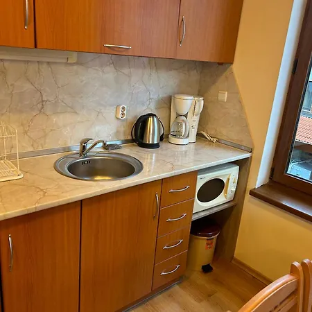 Apartment 2 Bedroom Near Gondola *